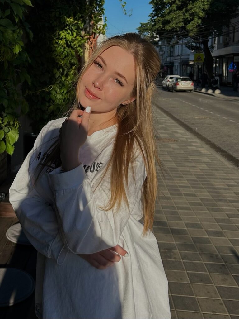 Минская Виктория Николаевна.